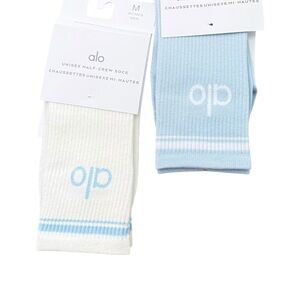 NWT ALO Outlet Yoga Unisex Casual Socks in Light Blue and White 2 Pair